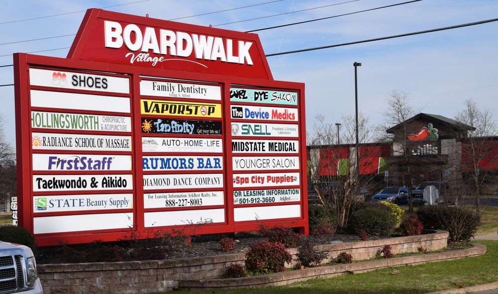 Boardwalk Village 3814 Central Avenue: 3814 Central Ave, Hot Springs, AR 71913